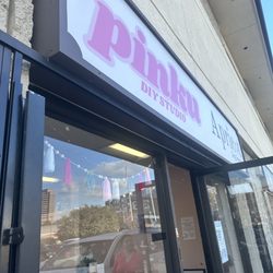 Pinku DIY Studio - Storefront