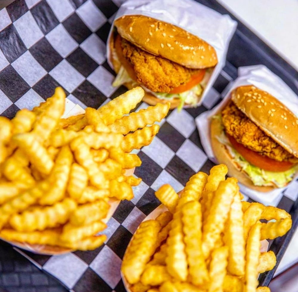 KINGS DRIVE IN TEMP. CLOSED Updated September 2024 1630 Niles St