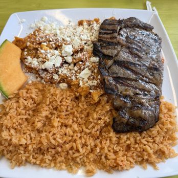 Piggie's Charbroiled Restaurant - Chilaquiles - Burgers Near Me - Hawthorne, California Piggie's Charbroiled Restaurant - Chilaquiles - Burgers Near Me - Hawthorne, California