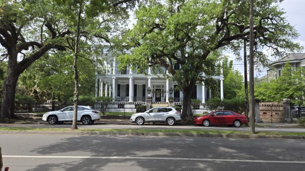 Two Chicks Walking Tours by null