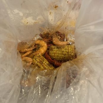 The Twisted Crab - Shrimp and Crawfish w/ corn - Cajun/Creole Near Me - Chesapeake, Virginia