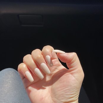 Bella Nails & Spa - Skin Care Near Me - Riverside, California