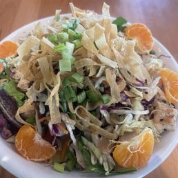 CRUNCHY MANDARIN CHICKEN SALAD