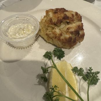 Peppermill Restaurant - Single crab cake - American Near Me - Lutherville, Maryland