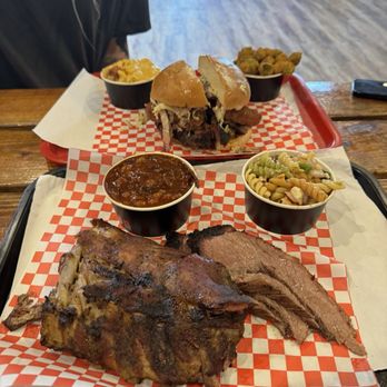 Big B's Texas BBQ - Barbeque Near Me - Henderson, Nevada
