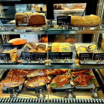 Artigiano- Cambie - Interior - Cafes Near Me - Vancouver, British Columbia