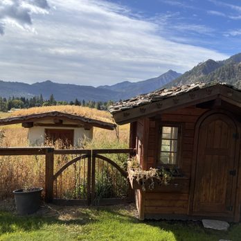Abendblume - Hotels Near Me - Leavenworth, Washington