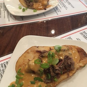 Kelly's Craft Tavern - Brisket Chips - New American Near Me - Frisco, Texas Kelly's Craft Tavern - Brisket Chips - New American Near Me - Frisco, Texas