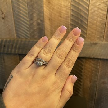 OMG Nails & Spa - Nail Salons Near Me - Anchorage, Alaska