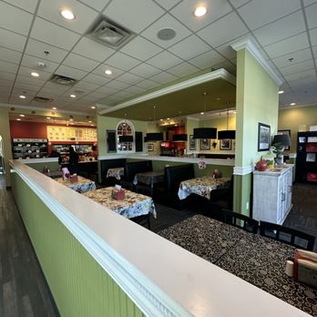 Chicken Salad Chick - Inside dining - Southern Near Me - Dunwoody, Georgia Chicken Salad Chick - Inside dining - Southern Near Me - Dunwoody, Georgia