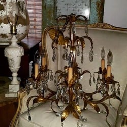 Urban Habitat Vintage Home & Garden - Italian chic