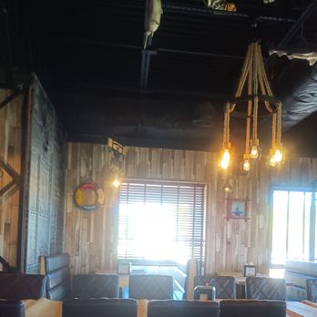 The Twisted Crab - Lynnhaven - Inside - Seafood Near Me - Virginia Beach, Virginia The Twisted Crab - Lynnhaven - Inside - Seafood Near Me - Virginia Beach, Virginia