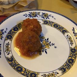 Buonvento - Cheese balls make with breadcrumbs in the sauce