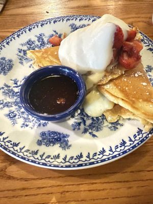 Cracker Barrel Old Country Store by null