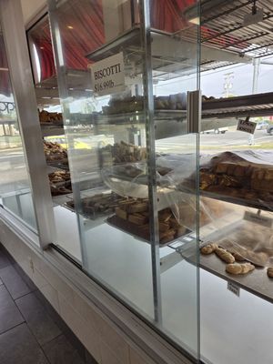 Simona's Bakery by null