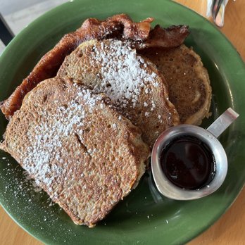 Devoted Kiss Cafe - Banana bread French toast - Breakfast & Brunch Near Me - Gig Harbor, Washington Devoted Kiss Cafe - Banana bread French toast - Breakfast & Brunch Near Me - Gig Harbor, Washington