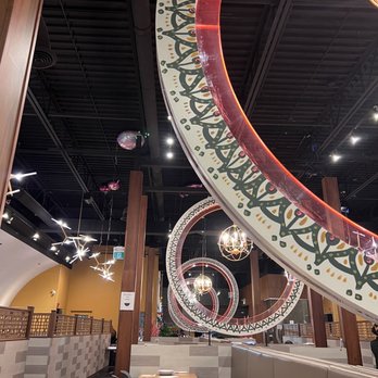 Karahi Point - Decor - Indian Near Me - Mississauga, Ontario