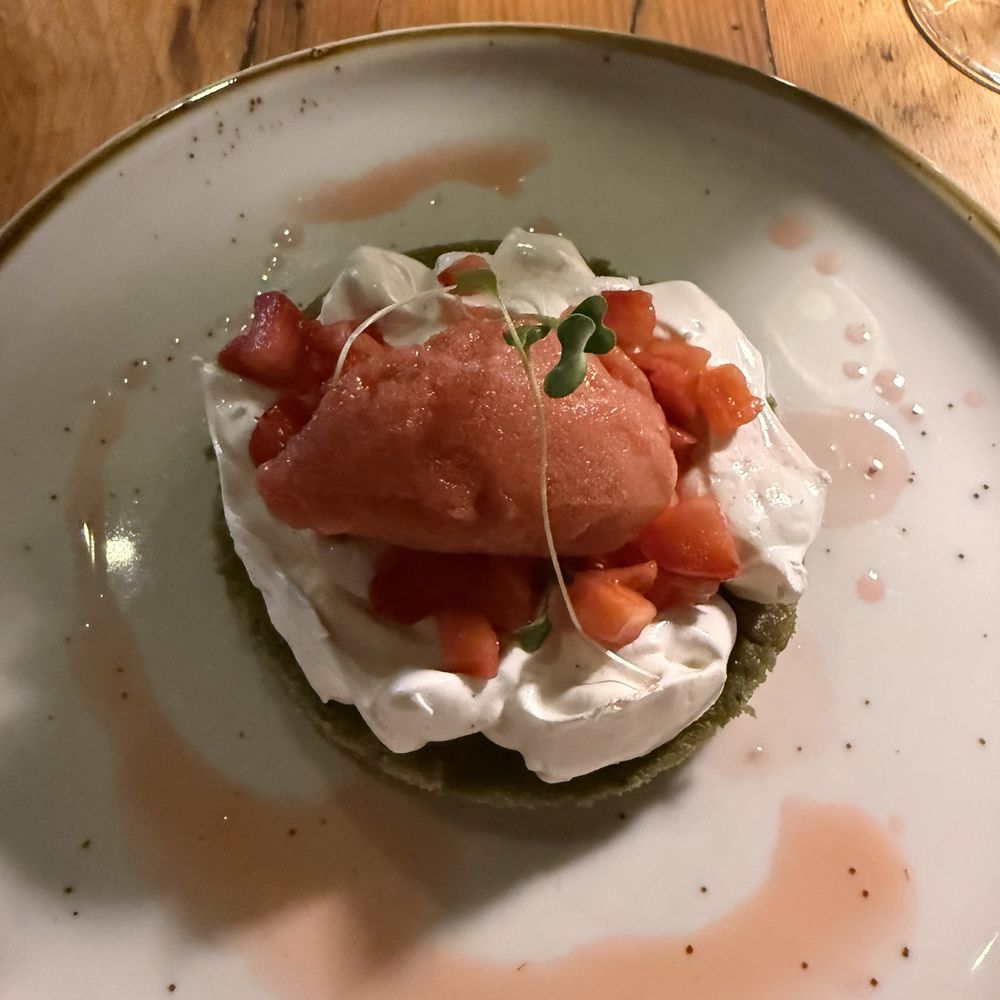Cinclare - Strawberry Pavlova - Southern Near Me - Thibodaux, Louisiana Cinclare - Strawberry Pavlova - Southern Near Me - Thibodaux, Louisiana