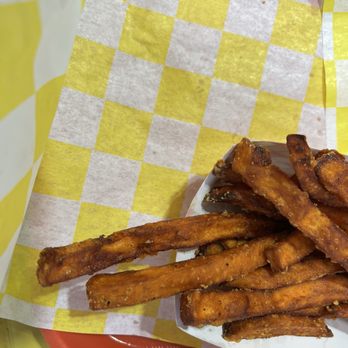 Lucky Goose - Sweet potato fries - Vegan Near Me - Albuquerque, New Mexico