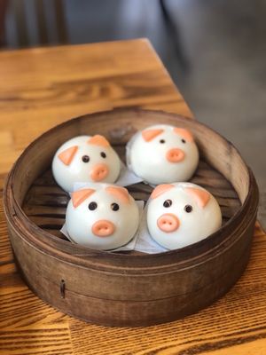 Steamy Piggy by null