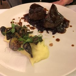 Le Quai - Venison in Syrah Sauce