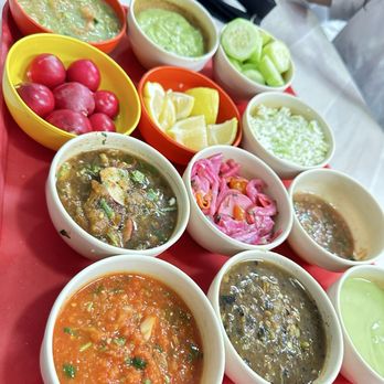 Asadero Acatlan de Juarez - Super fresh condiments and toppings - Mexican Near Me - Mexicali, BCN