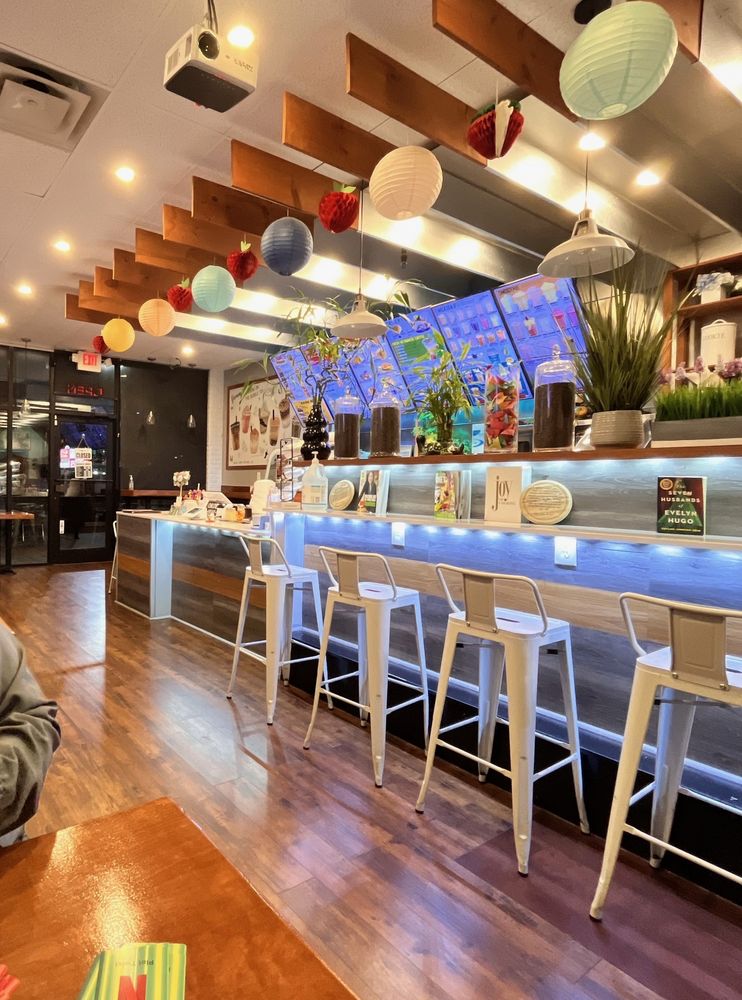 Social spots from King House Milktea & Smoothie