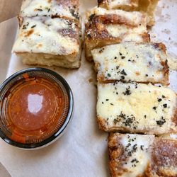 Frontager's Pizza - Garlic Cheese Bread