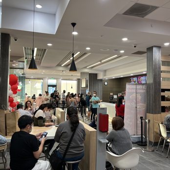 Jollibee - Waiting area - Fast Food Near Me - Milpitas, California Jollibee - Waiting area - Fast Food Near Me - Milpitas, California