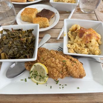 Mangos Southern Kitchen and Bar - Food was fabulous!! - Breakfast & Brunch Near Me - Tampa, Florida
