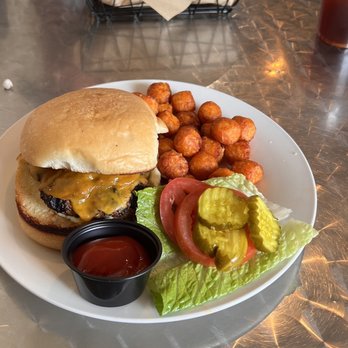 Huvar's Artisan Market - a burger and fries - Breakfast & Brunch Near Me - Victoria, Texas