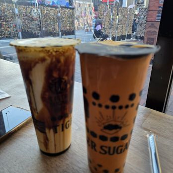 Tiger Sugar - Black Sugar Milk Cream Mousse Thai Tea - Bubble Tea Near Me - Los Angeles, California