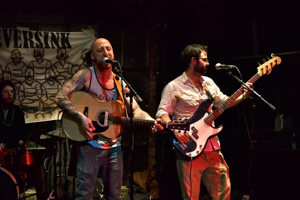 Bill's Bar & Lounge by null