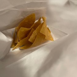 Tacos Tolteca - Free chips