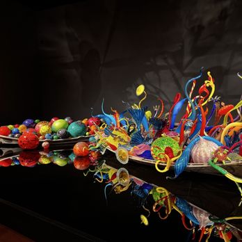 Chihuly Garden and Glass - Art Museums Near Me - Seattle, Washington Chihuly Garden and Glass - Art Museums Near Me - Seattle, Washington