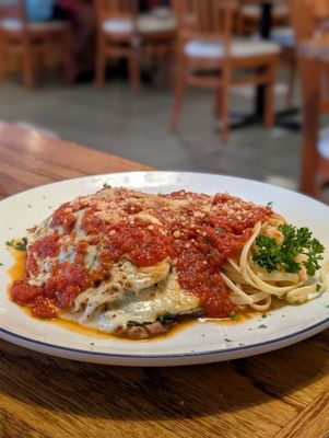 Regina's Restaurant by null