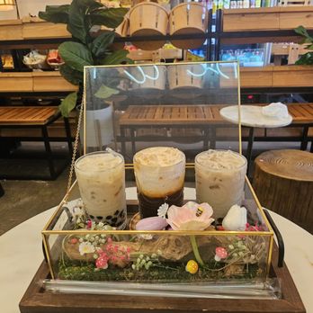 Mini Monster Cafe - Tea flight - Ice Cream & Frozen Yogurt Near Me - Long Beach, California Mini Monster Cafe - Tea flight - Ice Cream & Frozen Yogurt Near Me - Long Beach, California