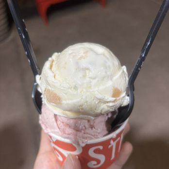 Salt & Straw - Pear & Blue Cheese with Strawberry Honey Balsamic Black Pepper - Ice Cream & Frozen Yogurt Near Me - Phoenix, Arizona Salt & Straw - Pear & Blue Cheese with Strawberry Honey Balsamic Black Pepper - Ice Cream & Frozen Yogurt Near Me - Phoenix, Arizona