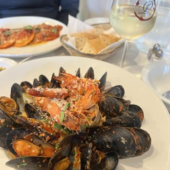 Gourmet Italia - Seafood pasta- their special that day - Italian Near Me - Temecula, California Gourmet Italia - Seafood pasta- their special that day - Italian Near Me - Temecula, California