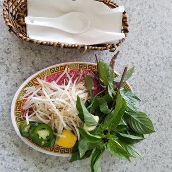 Pho Kapahulu - Complimentary to the Pho Soup - Vietnamese Near Me - Honolulu, Hawaii