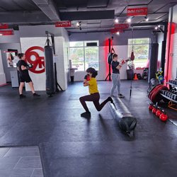 9Round Kickboxing Fitness