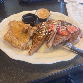 Nellie's Southern Kitchen - Southern Near Me - Belmont, North Carolina