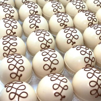 Dipped by Dee - Desserts Near Me - Aiea, Hawaii