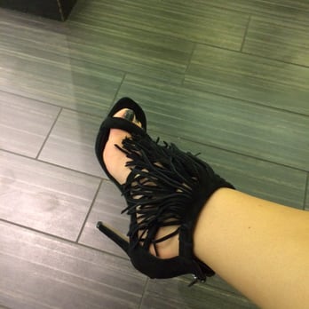 Steve Madden Retail - Fringe - Shoe Stores Near Me - Los Angeles, California Steve Madden Retail - Fringe - Shoe Stores Near Me - Los Angeles, California