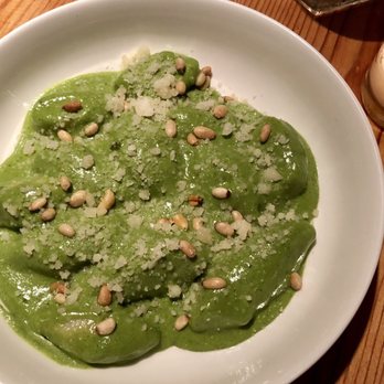 Figo Wine Bar - Gnocchi with Pesto Sauce - Wine Bars Near Me - Chicago, Illinois Figo Wine Bar - Gnocchi with Pesto Sauce - Wine Bars Near Me - Chicago, Illinois