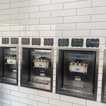 Bella's Frozen Yogurt - Flavors - Ice Cream & Frozen Yogurt Near Me - St. Louis, Missouri Bella's Frozen Yogurt - Flavors - Ice Cream & Frozen Yogurt Near Me - St. Louis, Missouri