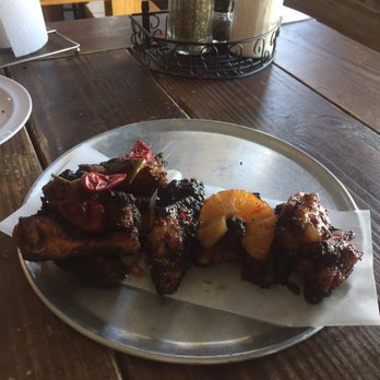 V Pizza - Hawaiian wings were sooo amazing! So we're the Calabrian wings. - Pizza Near Me - Jacksonville Beach, Florida V Pizza - Hawaiian wings were sooo amazing! So we're the Calabrian wings. - Pizza Near Me - Jacksonville Beach, Florida