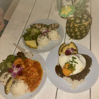 Barefoot Beach Cafe - Shrimp plate, loco moco, swordfish plate - Breakfast & Brunch Near Me - Honolulu, Hawaii Barefoot Beach Cafe - Shrimp plate, loco moco, swordfish plate - Breakfast & Brunch Near Me - Honolulu, Hawaii