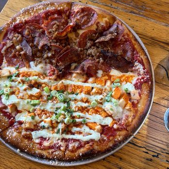 Felix's Pizza Pub - 12" Dogtown (D) Murphy Pie Slice (D) - Pizza Near Me - St. Louis, Missouri Felix's Pizza Pub - 12" Dogtown (D) Murphy Pie Slice (D) - Pizza Near Me - St. Louis, Missouri