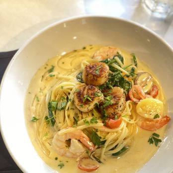 MA'S Italian Kitchen - Special for the day: Shrimp and Scallop Lemon Butter Linguini - Italian Near Me - Burbank, California